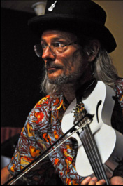 Andrew Clermont plays Gilcrhist Mandolins, Epoch Violins, Maton Guitars. Photo: Jon Armstrong